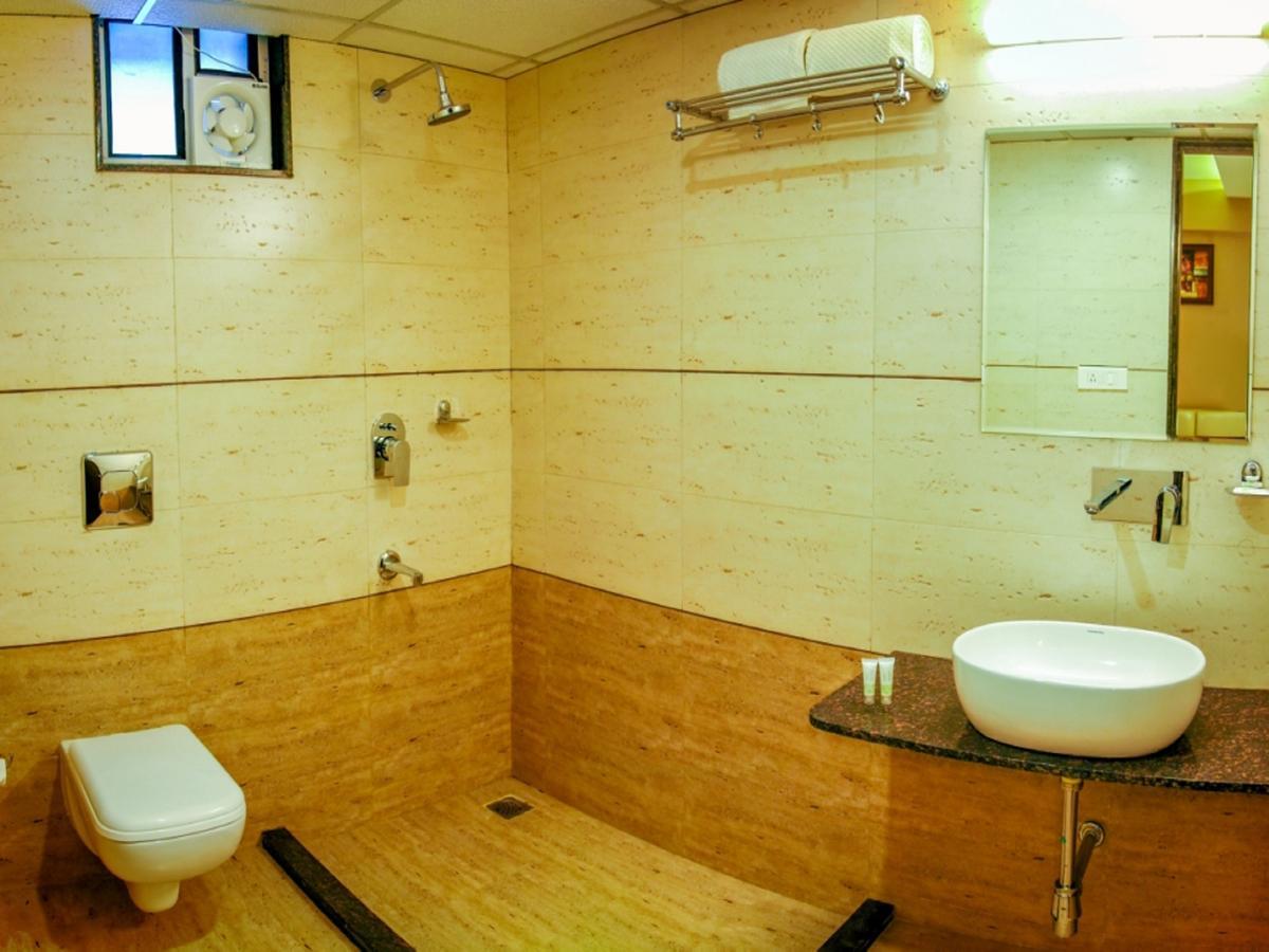Royal Inn Khandwa Eksteriør bilde