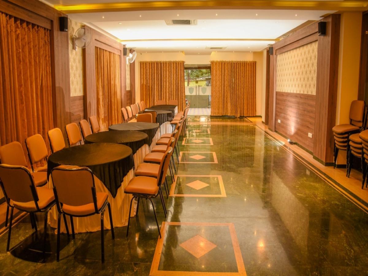 Royal Inn Khandwa Eksteriør bilde