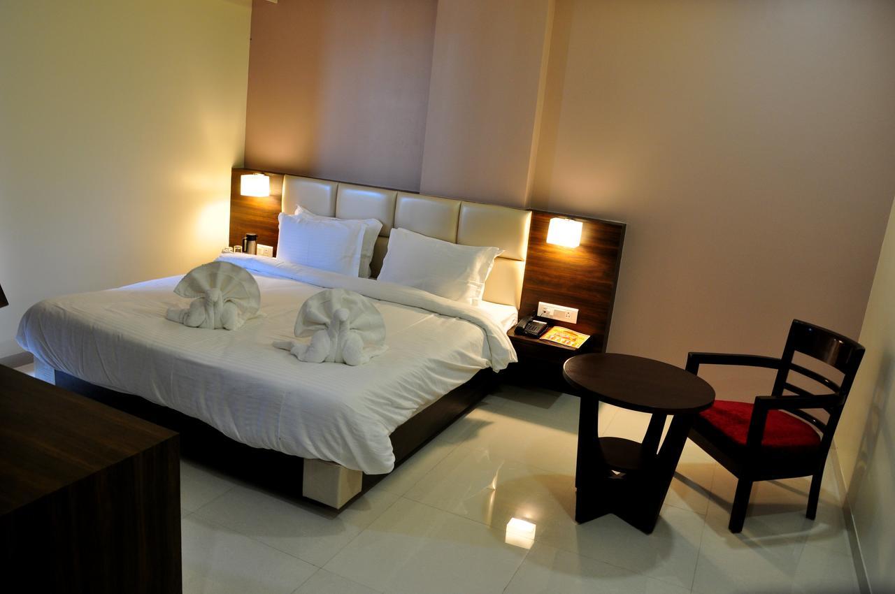 Royal Inn Khandwa Eksteriør bilde