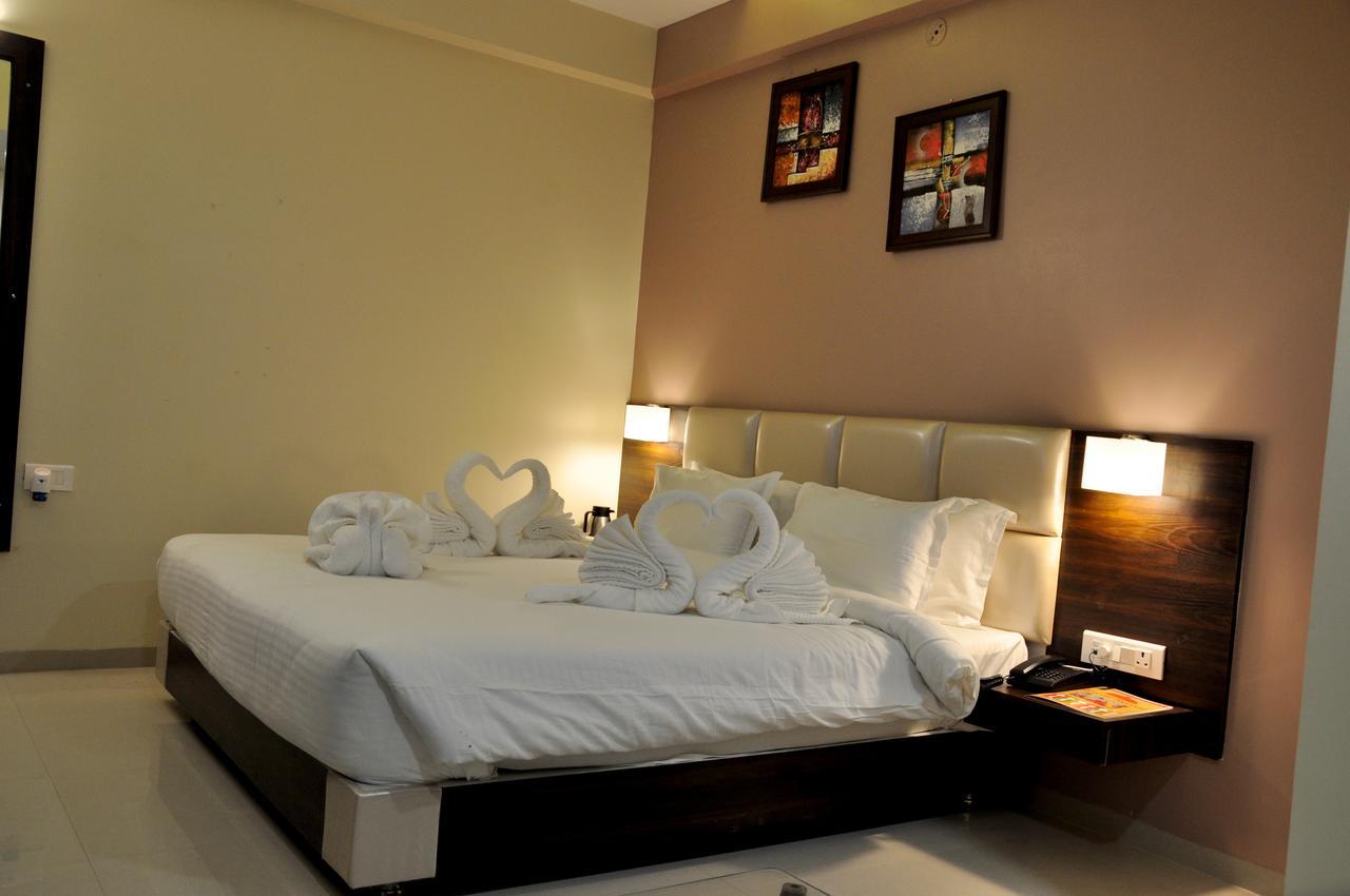 Royal Inn Khandwa Eksteriør bilde