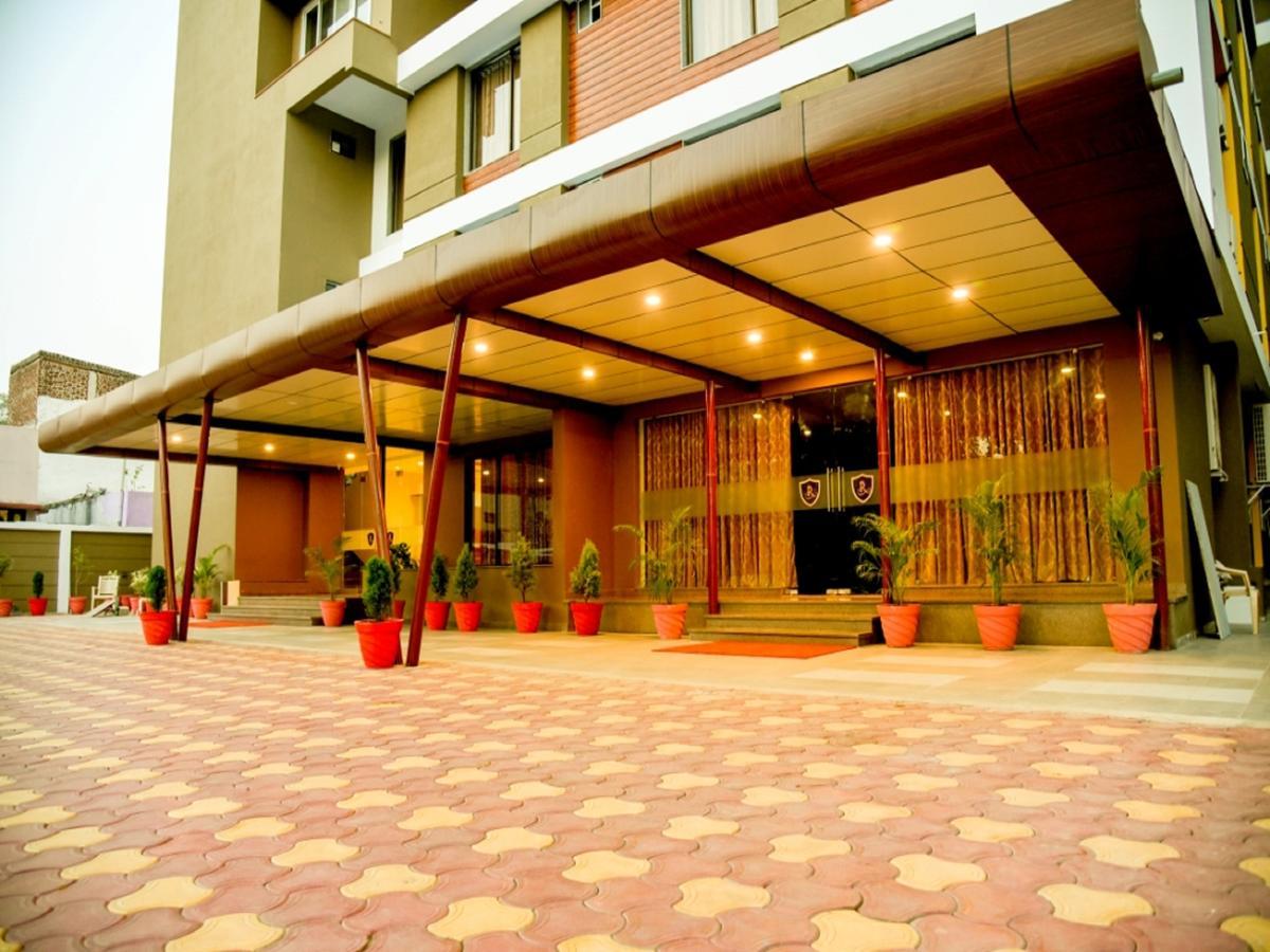 Royal Inn Khandwa Eksteriør bilde